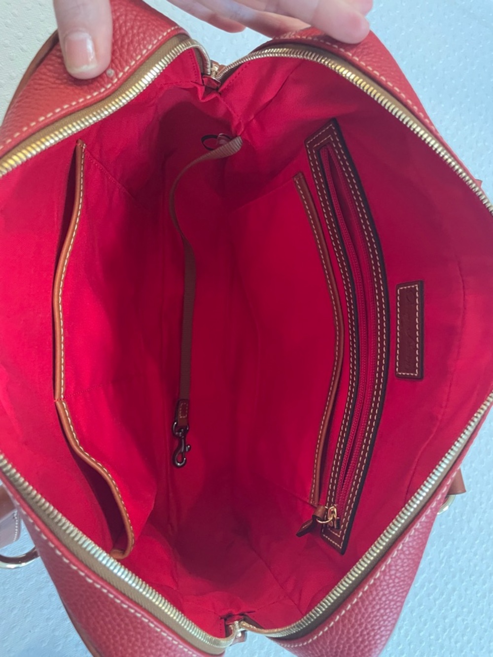 Dooney & Bourke Red Pebbled Leather Laptop Bag with Tan Trim 🔥🔥🔥 like new - Picture 6 of 6